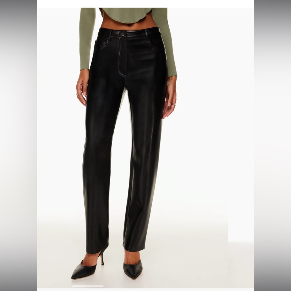 Aritzia Melina pant size 6 black regular length - Picture 3 of 7